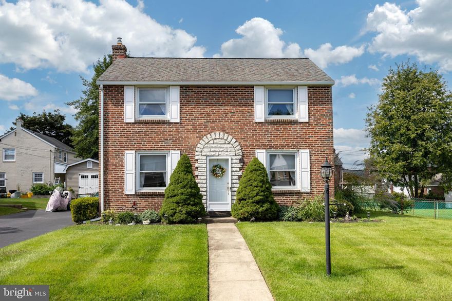 Discover the untapped potential of this charming 3-bedroom, 1.5 bathroom colonial home, nestled on a private, beautiful lot, and embrace the opportunity to create your dream living space in a location that checks all the boxes! 
The abundance of natural light that pours through every window is the perfect backdrop for your vision of a bright and inviting home. Imagine mornings drenched in sunlight and cozy evenings with a warm, golden glow. 
The beautiful lot surrounding this colonial home offers endless possibilities for landscaping, gardening, and outdoor relaxation. Nature enthusiasts and gardeners will find their paradise right here. 
Beneath the carpet lies the timeless allure of hardwood floors. Uncover the potential to restore these classic features and infuse your style into every room. The stage is set for your creativity to shine. 
The home is located within the award-winning Springfield School District, and with proximity to public transportation and shopping, your daily life becomes effortlessly efficient.
While this colonial home may require updates, it offers the canvas you've been seeking to craft the home of your dreams. Let your imagination run wild and embark on the journey of transformation. 
Opportunities like this in the lovely & quiet Netherwood section of Springfield are rare. Don't miss your chance to shape this house into your ideal living space. For your peace of mind, this home was pre-inspected.