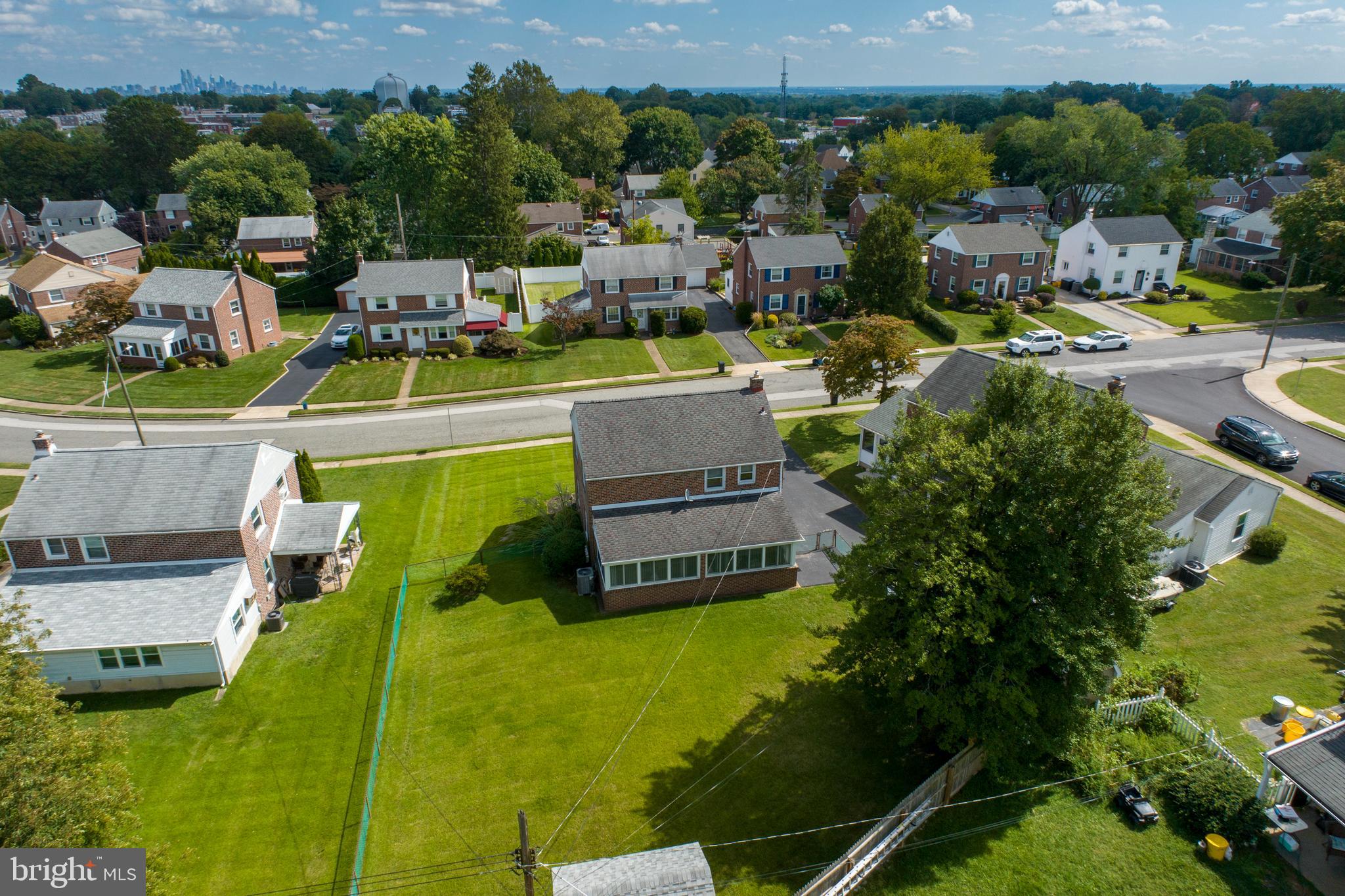 COLONIAL PARK - Residential