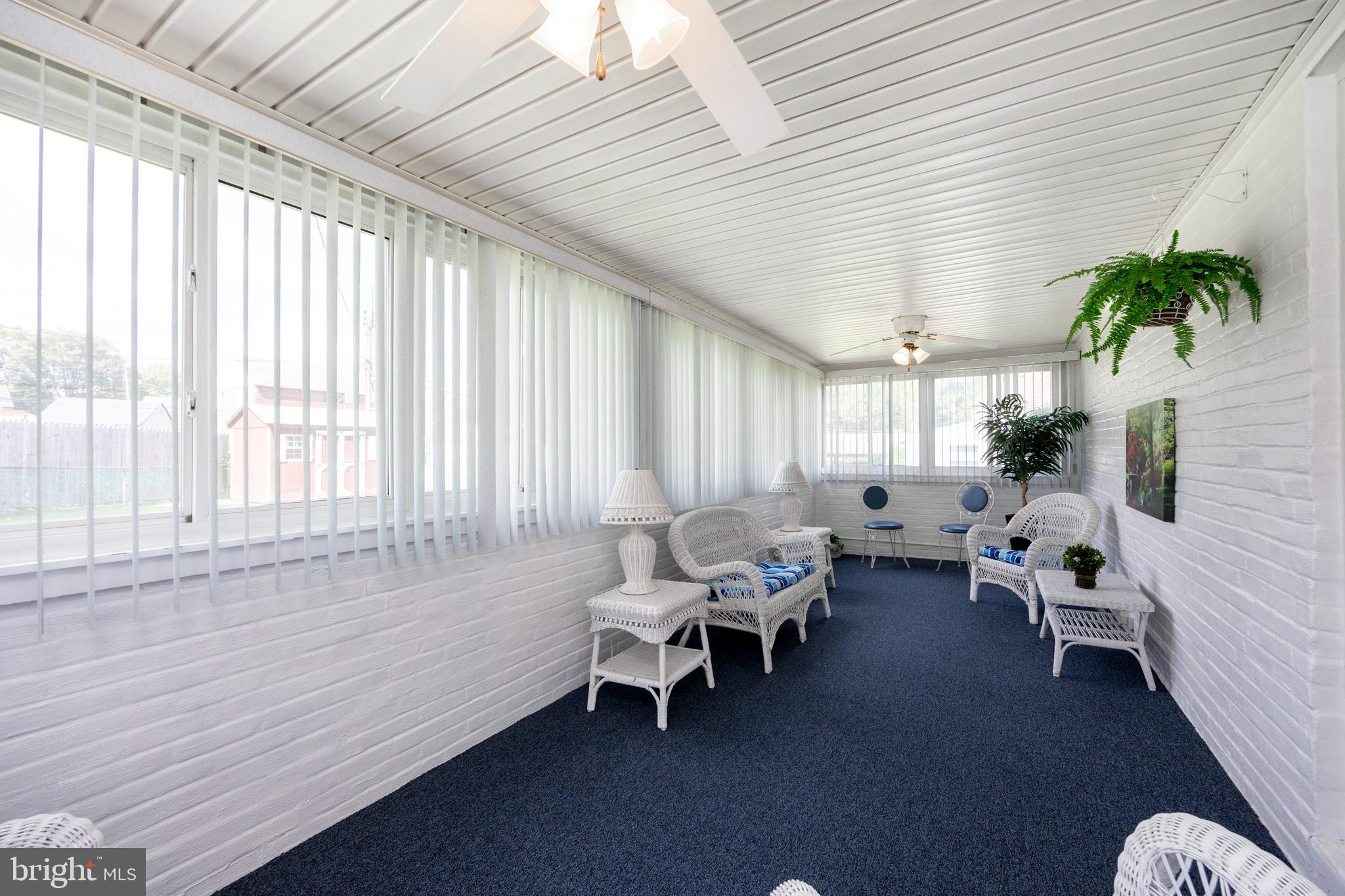 COLONIAL PARK - Residential