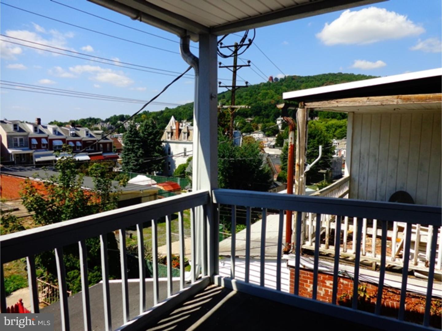 SOUTHERN READING - Residential