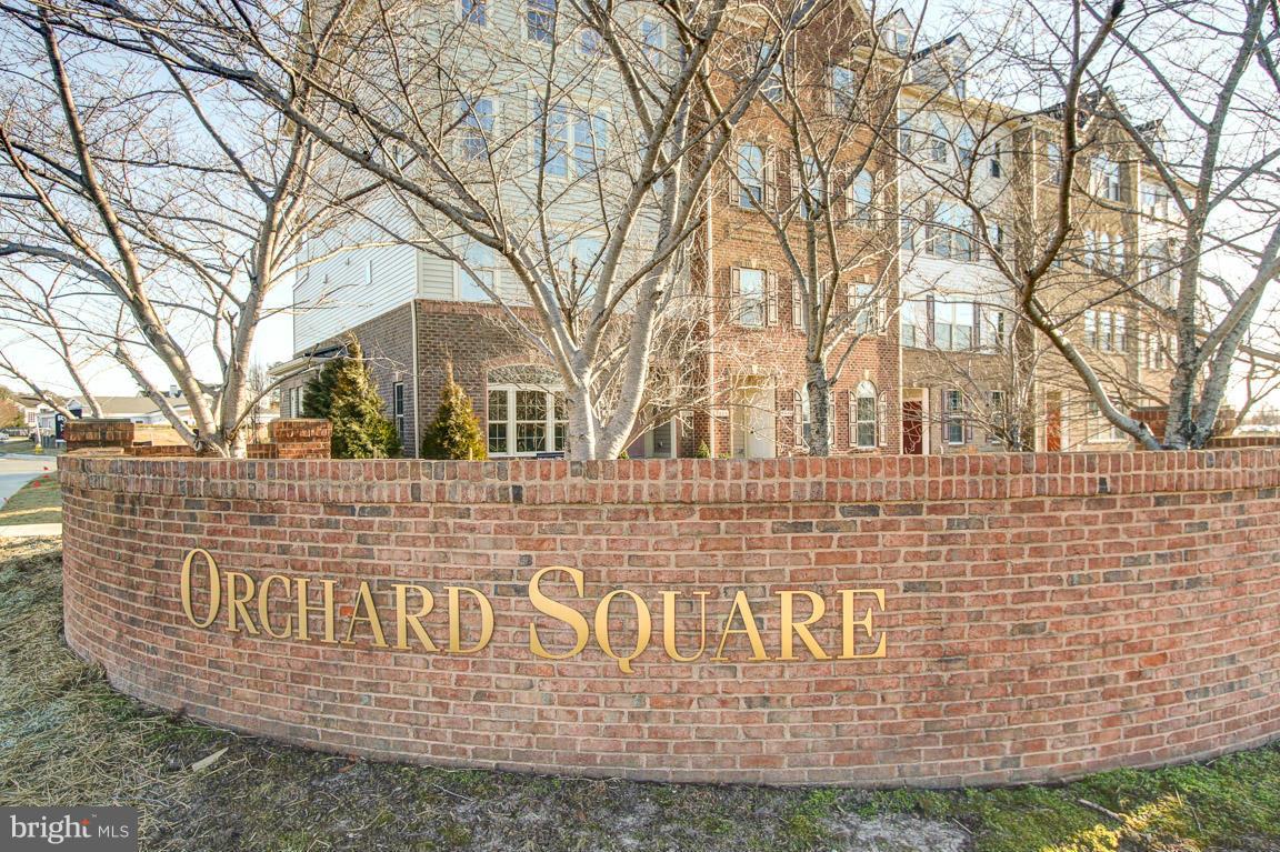 ORCHARD SQUARE - Residential
