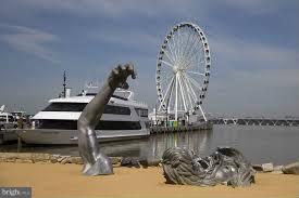 ORCHARD SQUARE - Residential