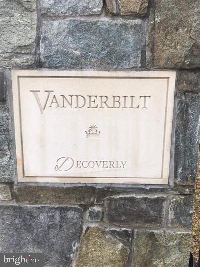 DECOVERLY - Residential