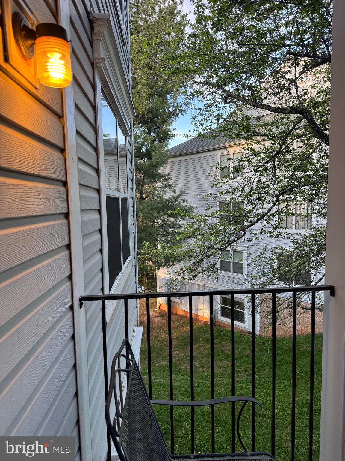10007 VANDERBILT CIRCLE 8-6