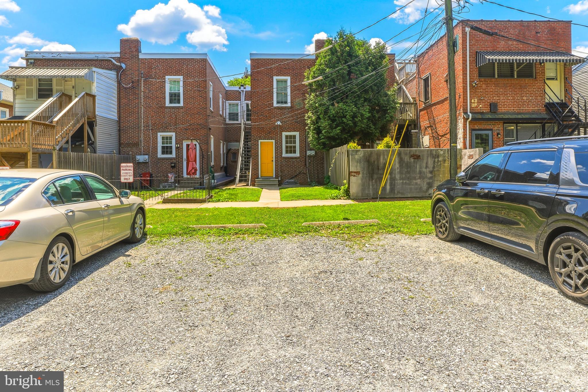 47 E KINGS HIGHWAY