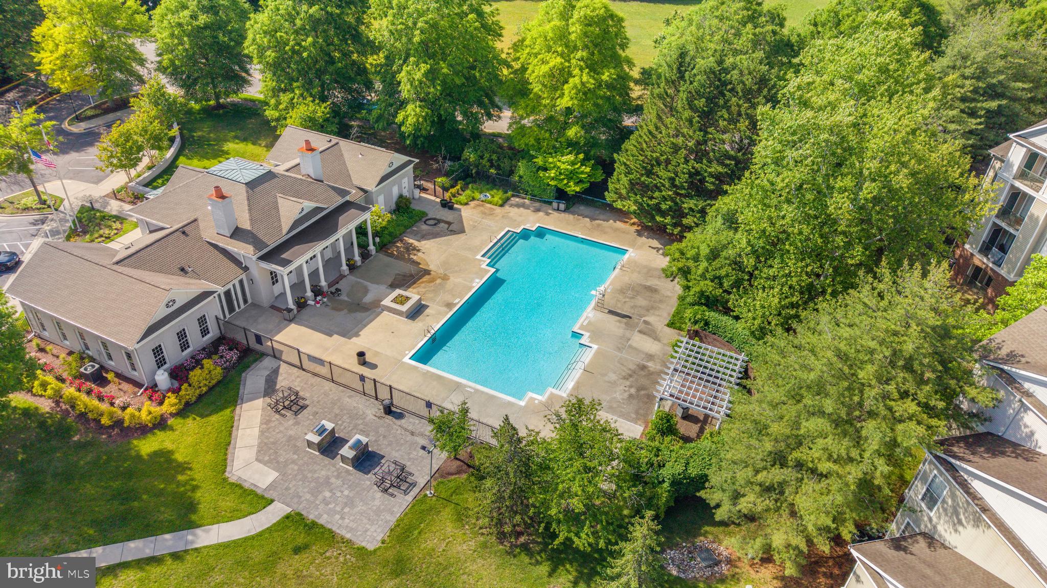 COVINGTON - Residential