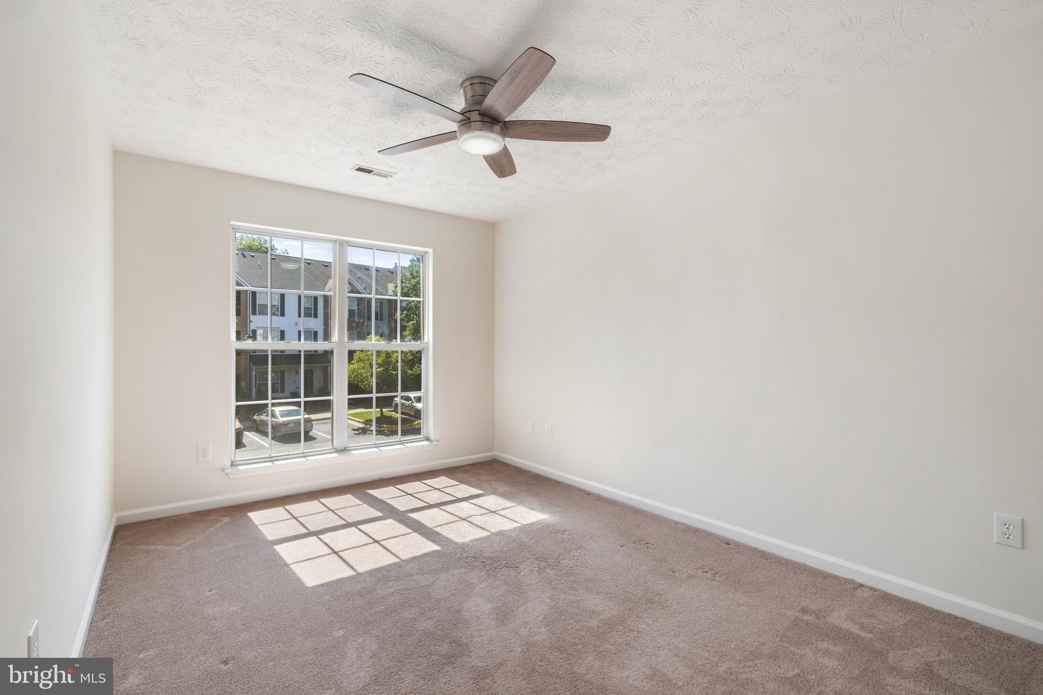 COVINGTON - Residential