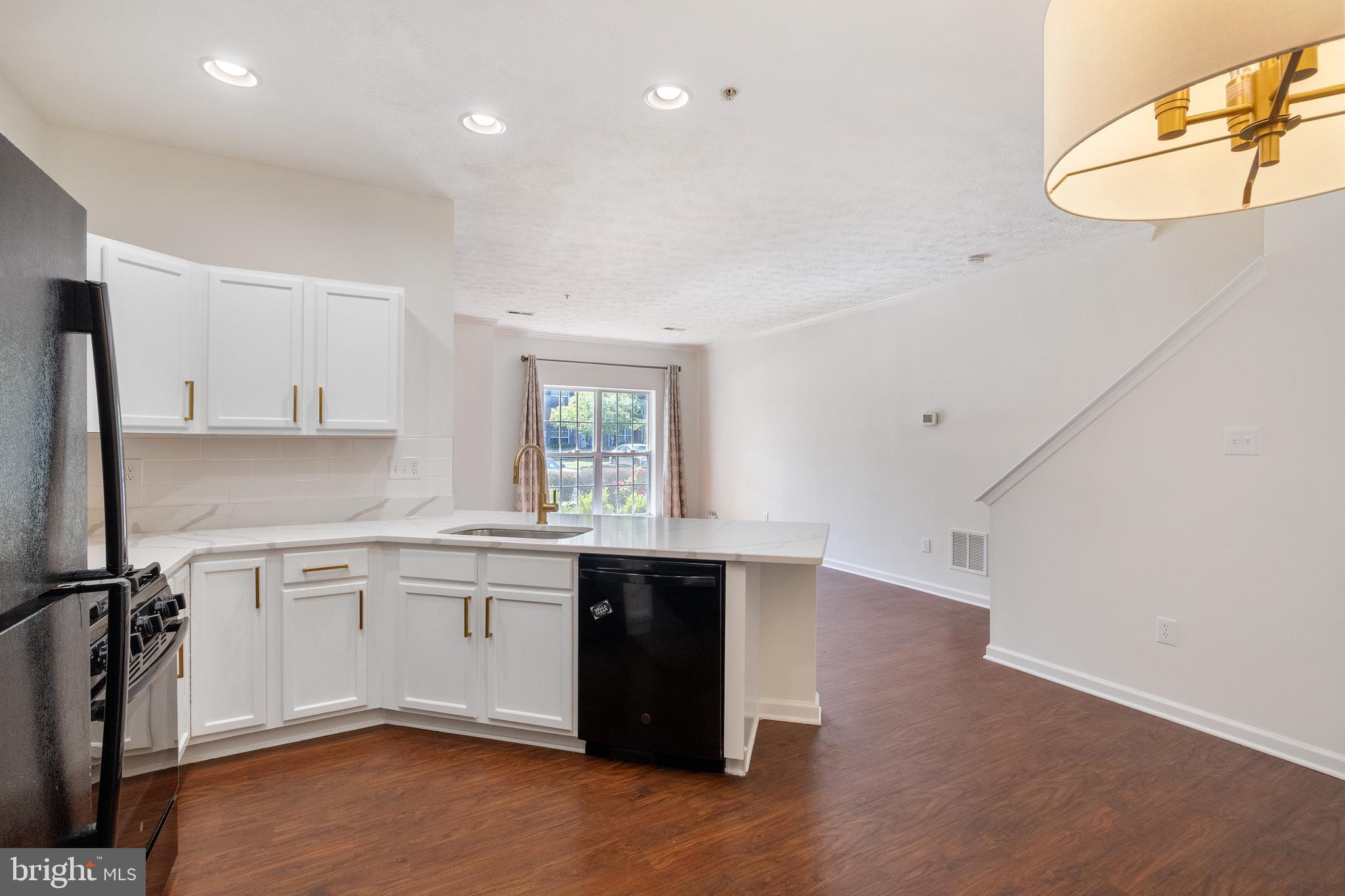 COVINGTON - Residential