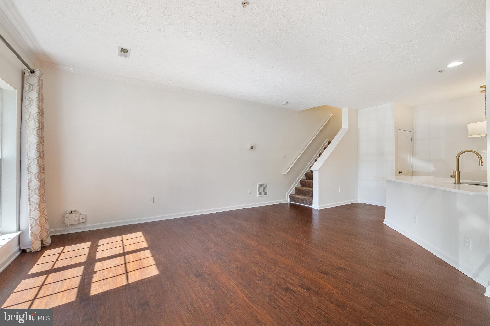 COVINGTON - Residential