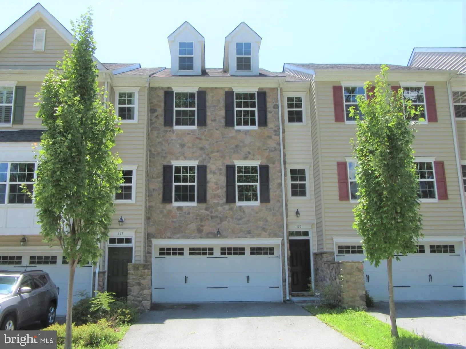 329 Latrobe Drive, Newark, DE 19702