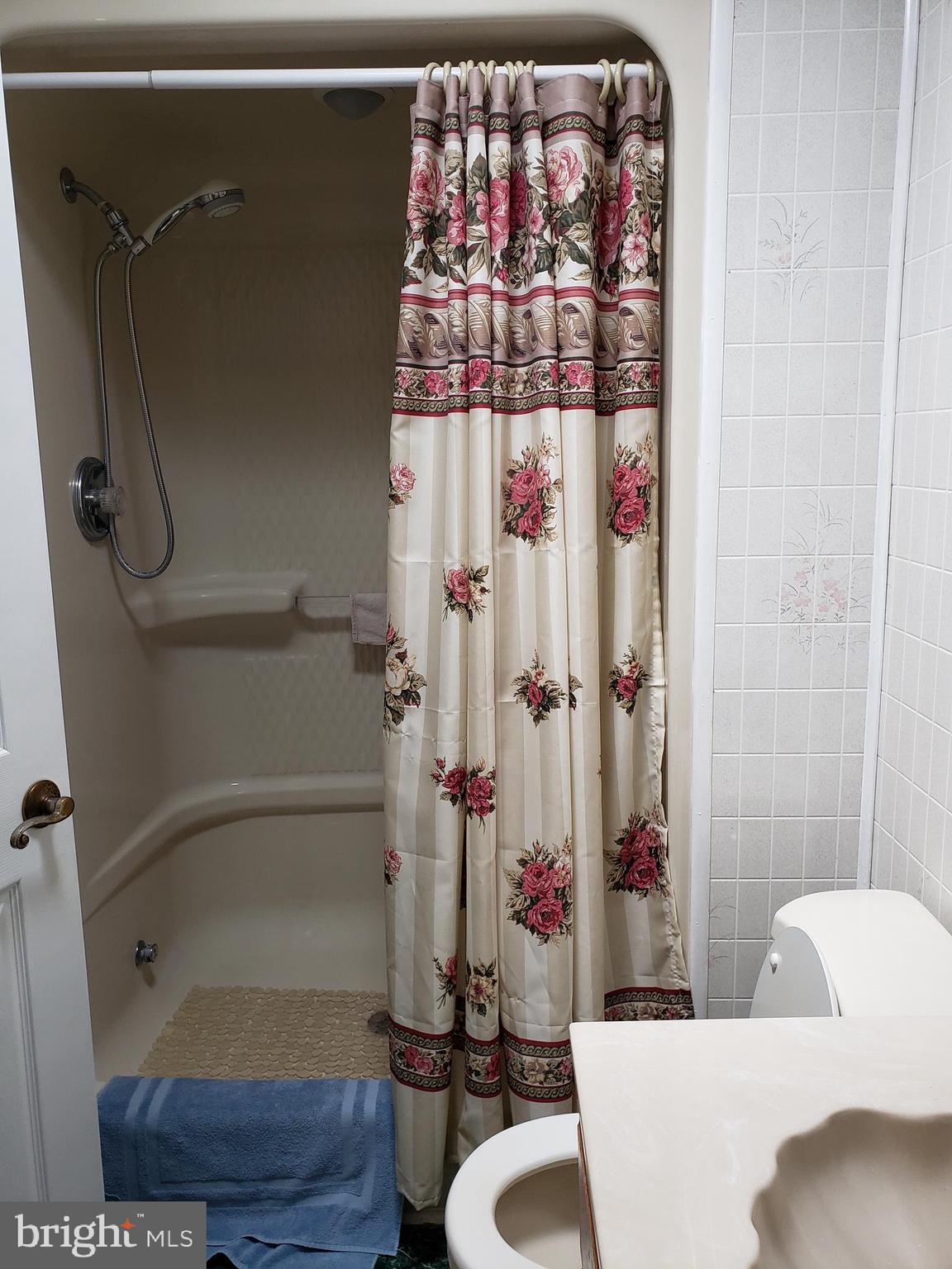 RIVER BEND - Residential