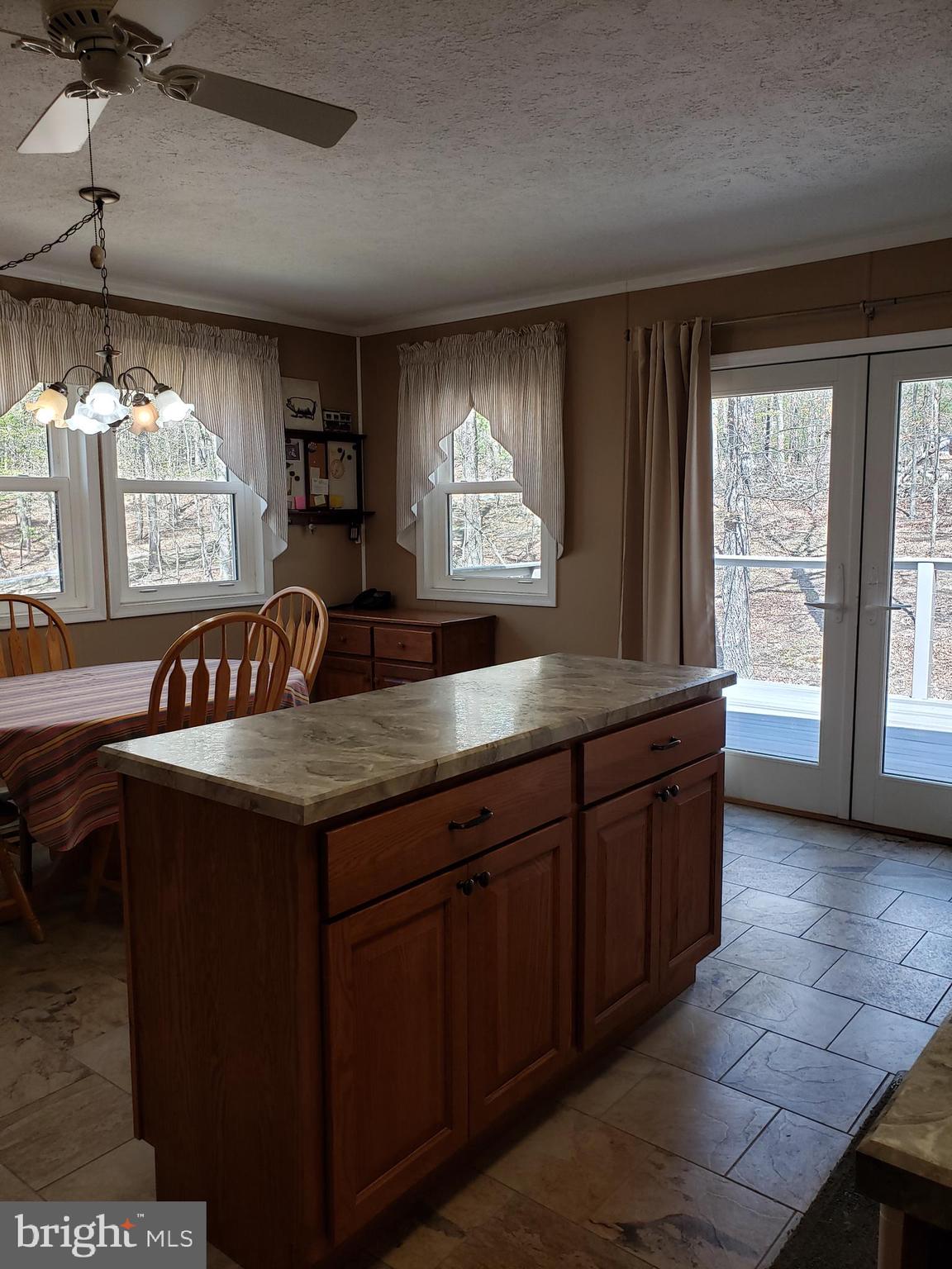 RIVER BEND - Residential