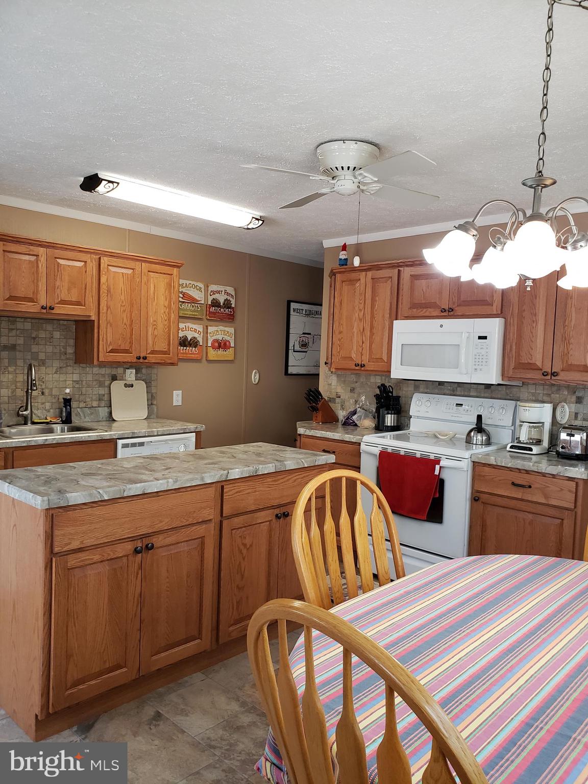 RIVER BEND - Residential