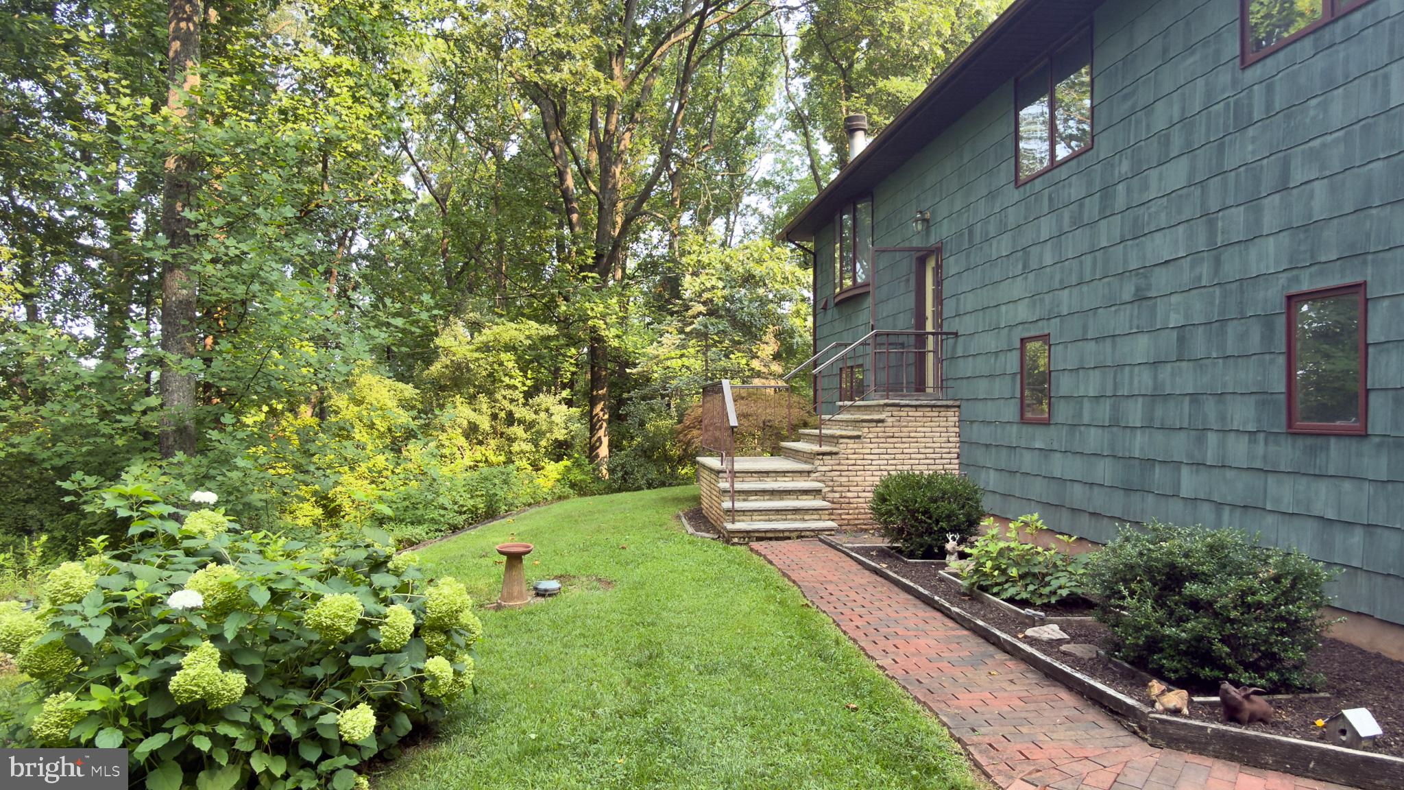32 GRAVEL HILL ROAD