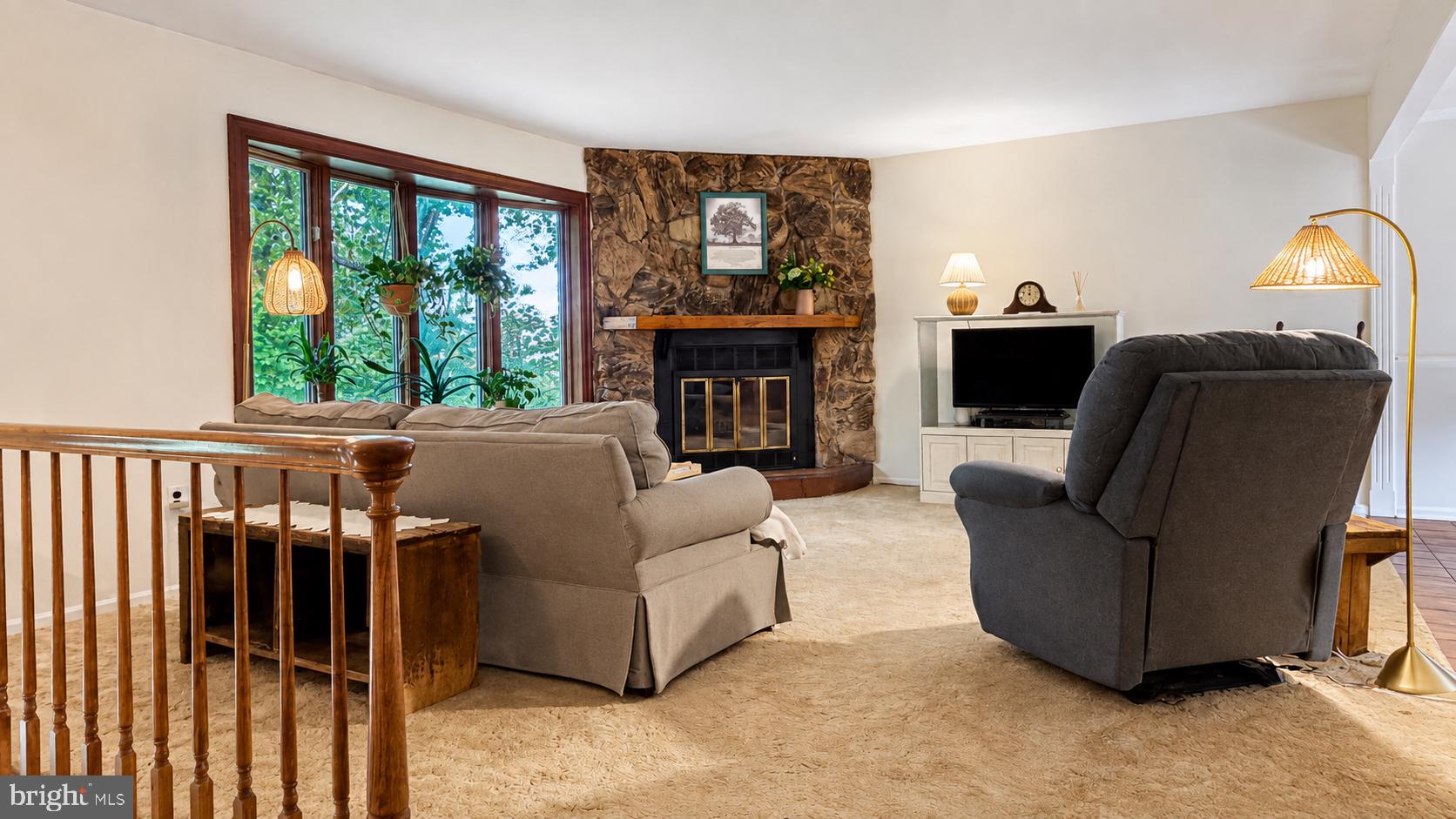 32 GRAVEL HILL ROAD