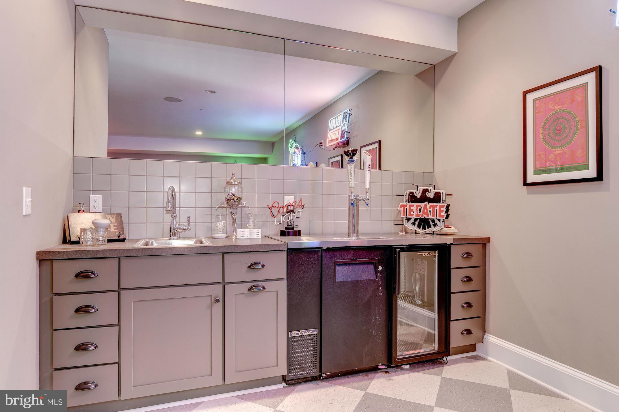 ASHTON HEIGHTS - Residential