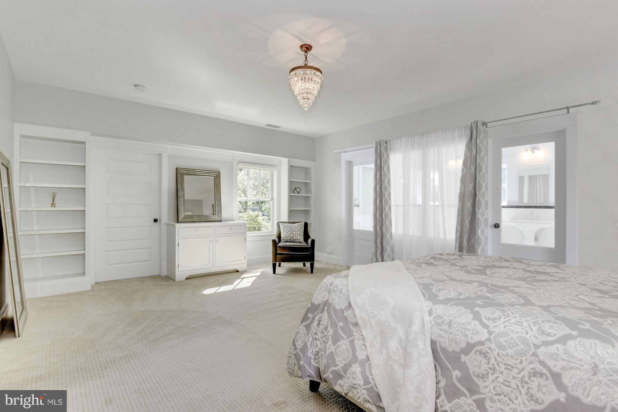 ASHTON HEIGHTS - Residential