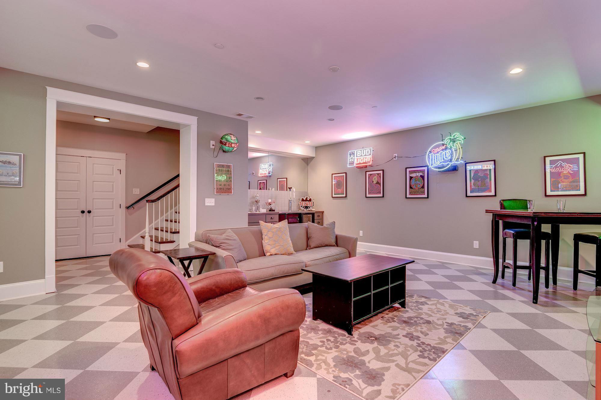 ASHTON HEIGHTS - Residential