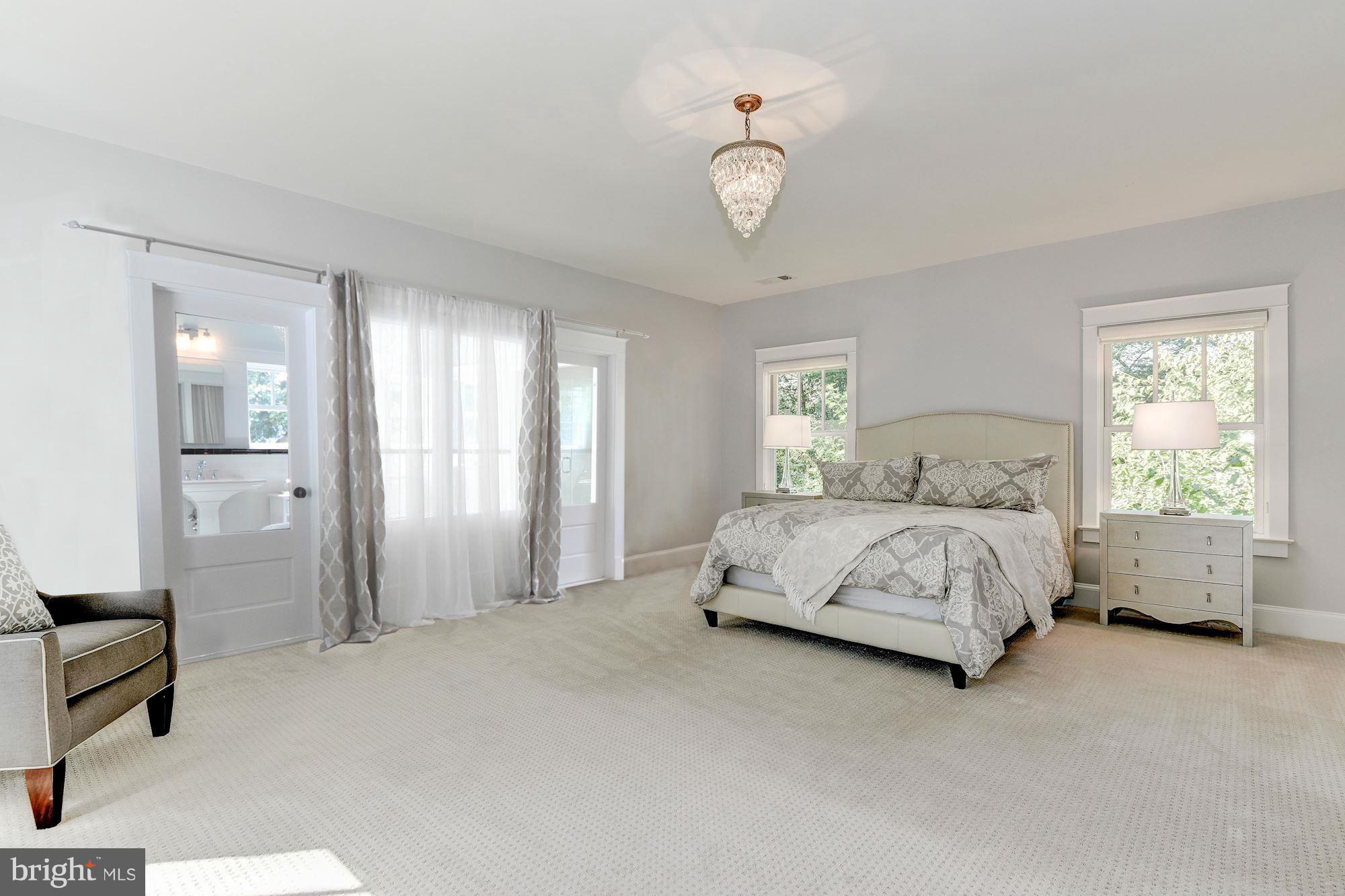 ASHTON HEIGHTS - Residential