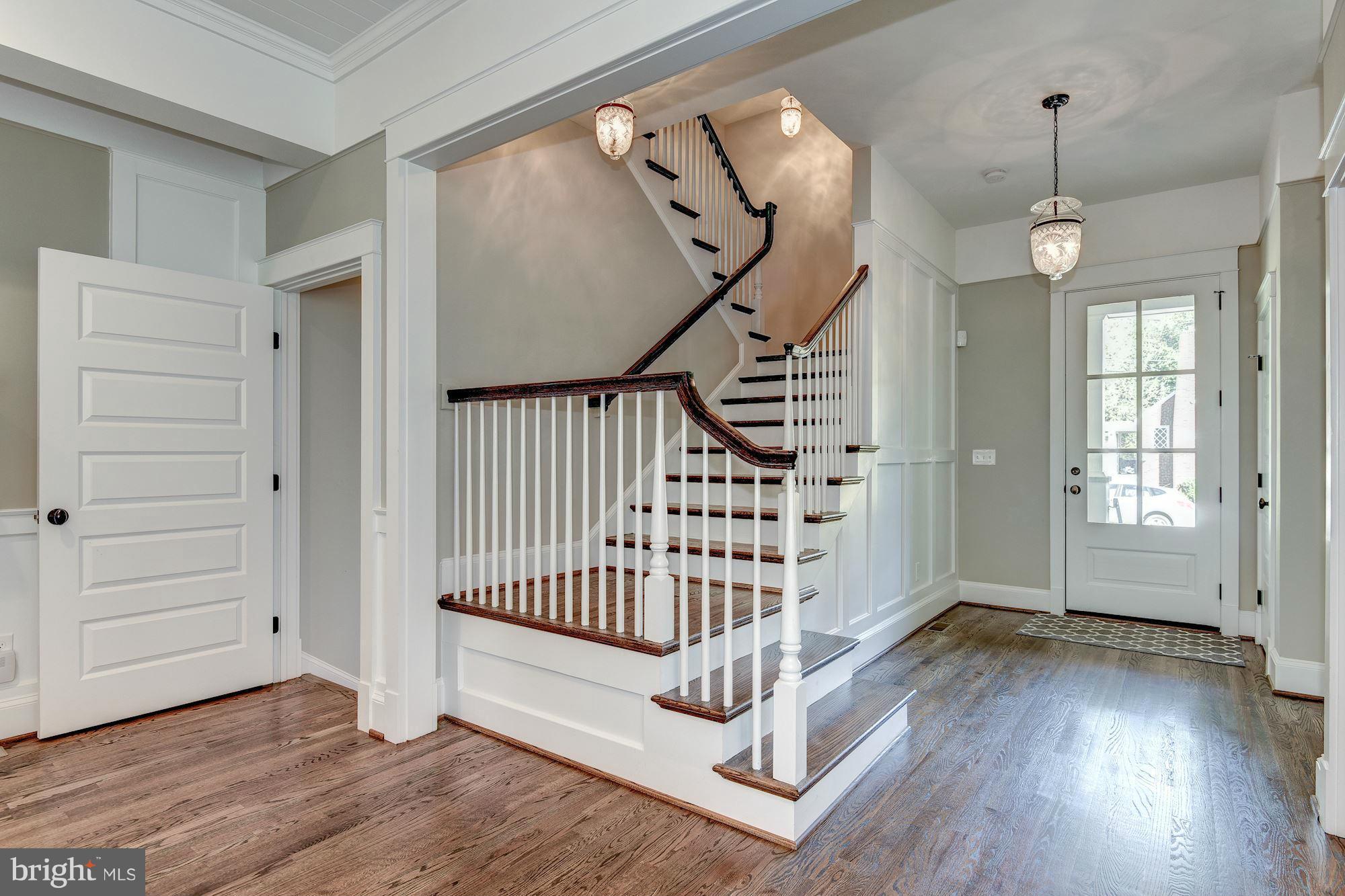 ASHTON HEIGHTS - Residential