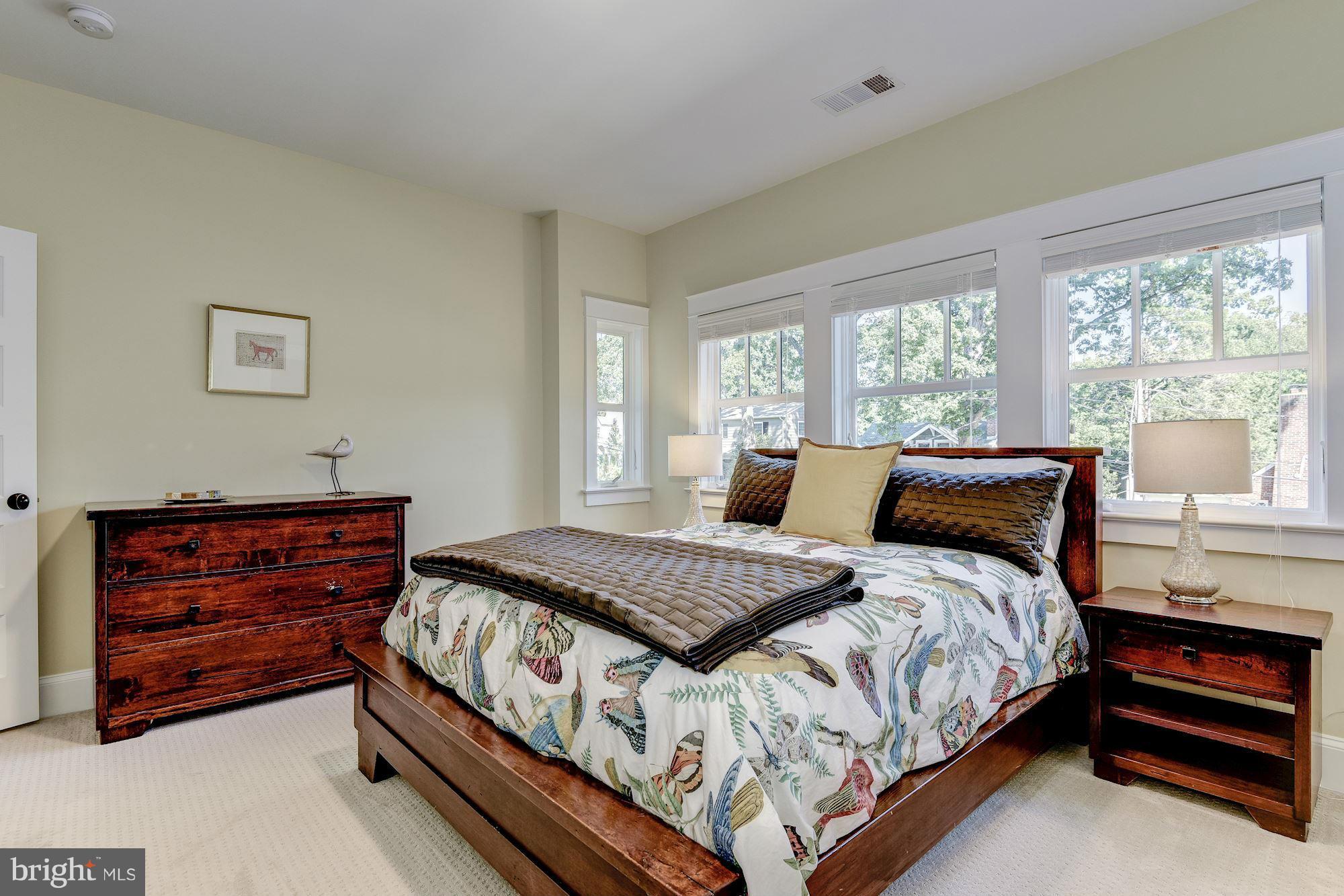 ASHTON HEIGHTS - Residential