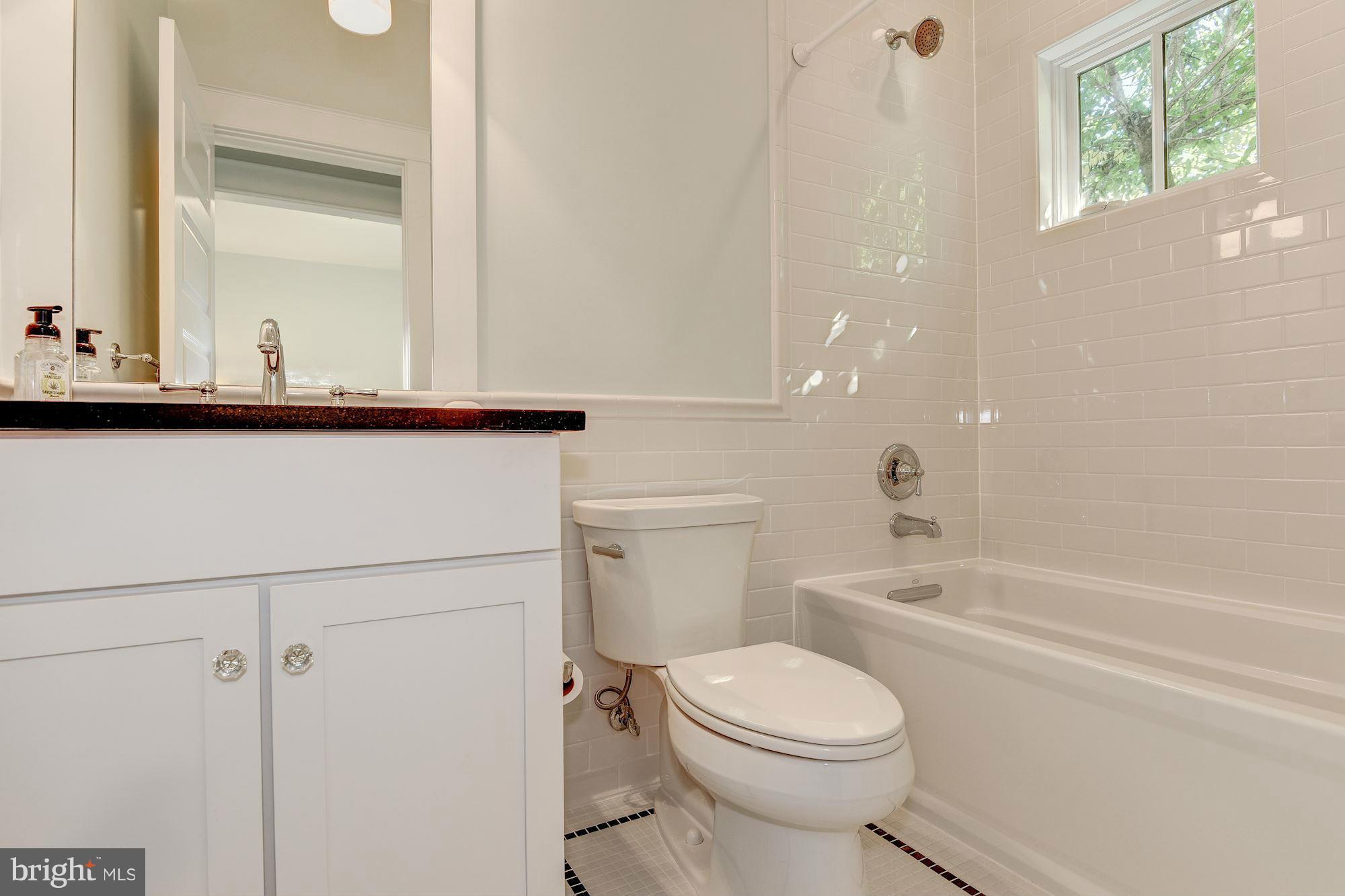 ASHTON HEIGHTS - Residential