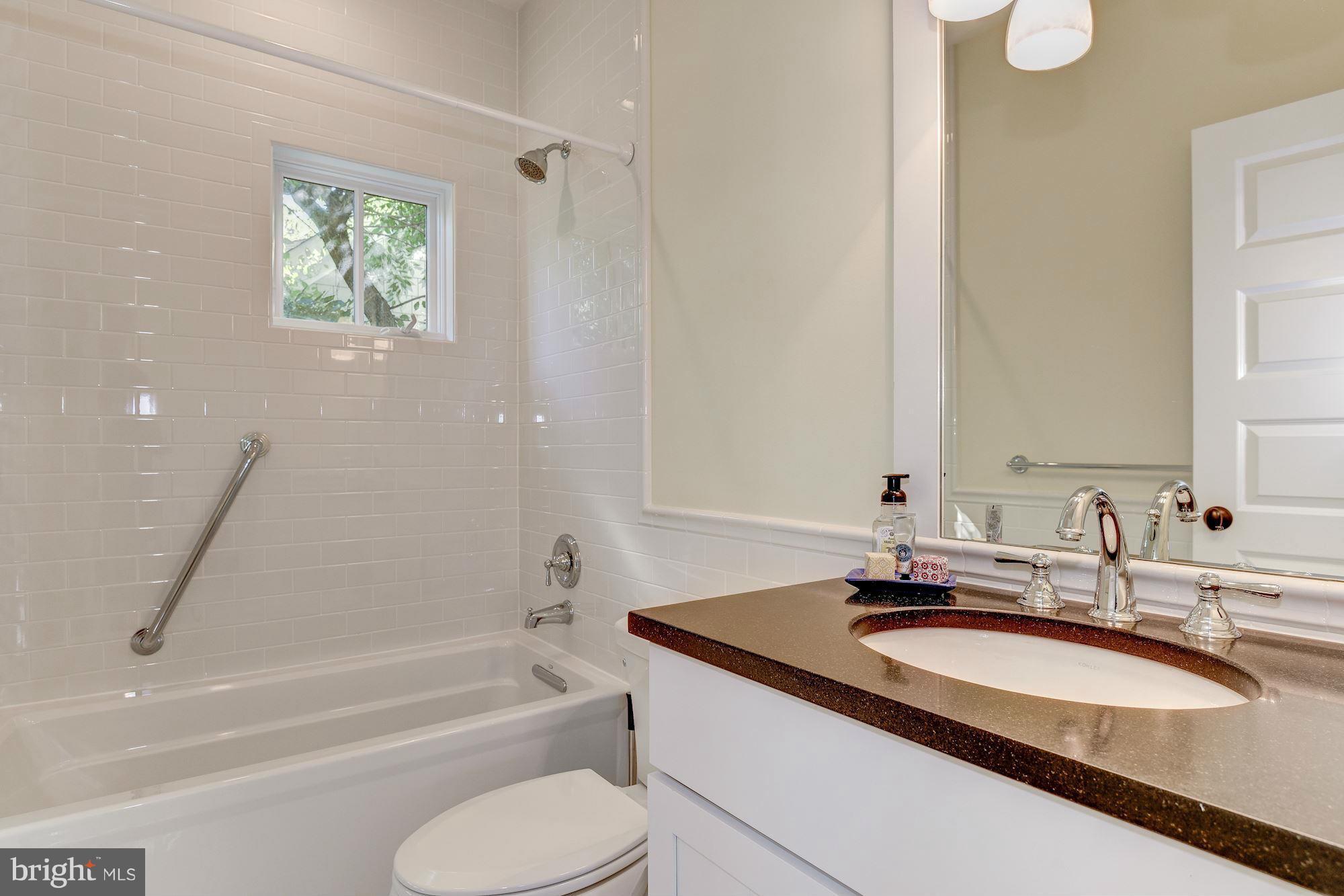 ASHTON HEIGHTS - Residential