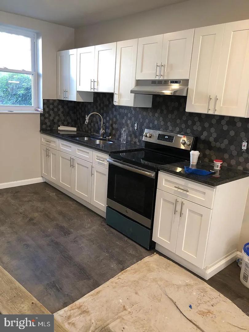 PHILADELPHIA - Residential