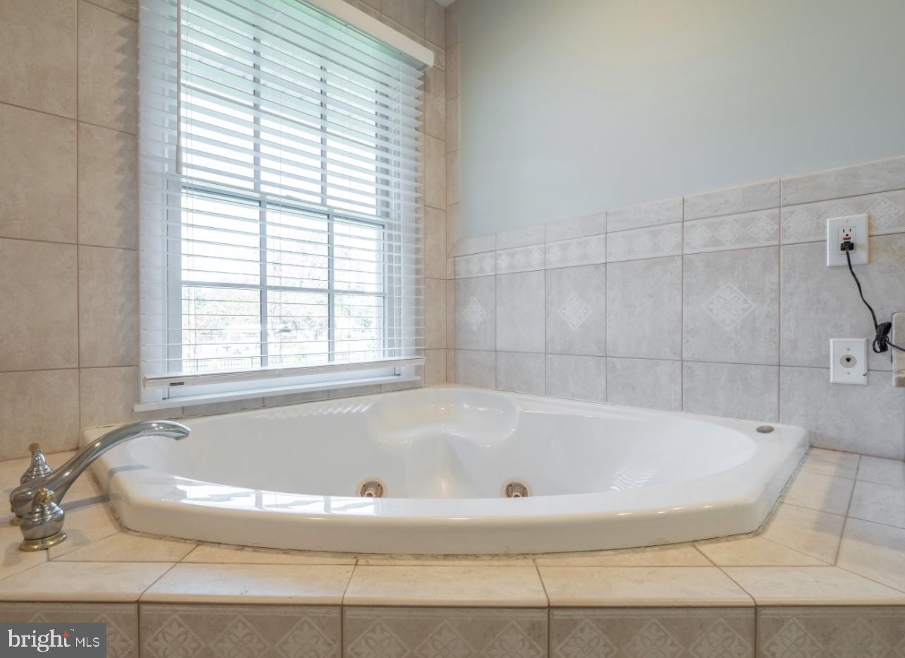 HERRING CREEK ESTATES - Residential Lease