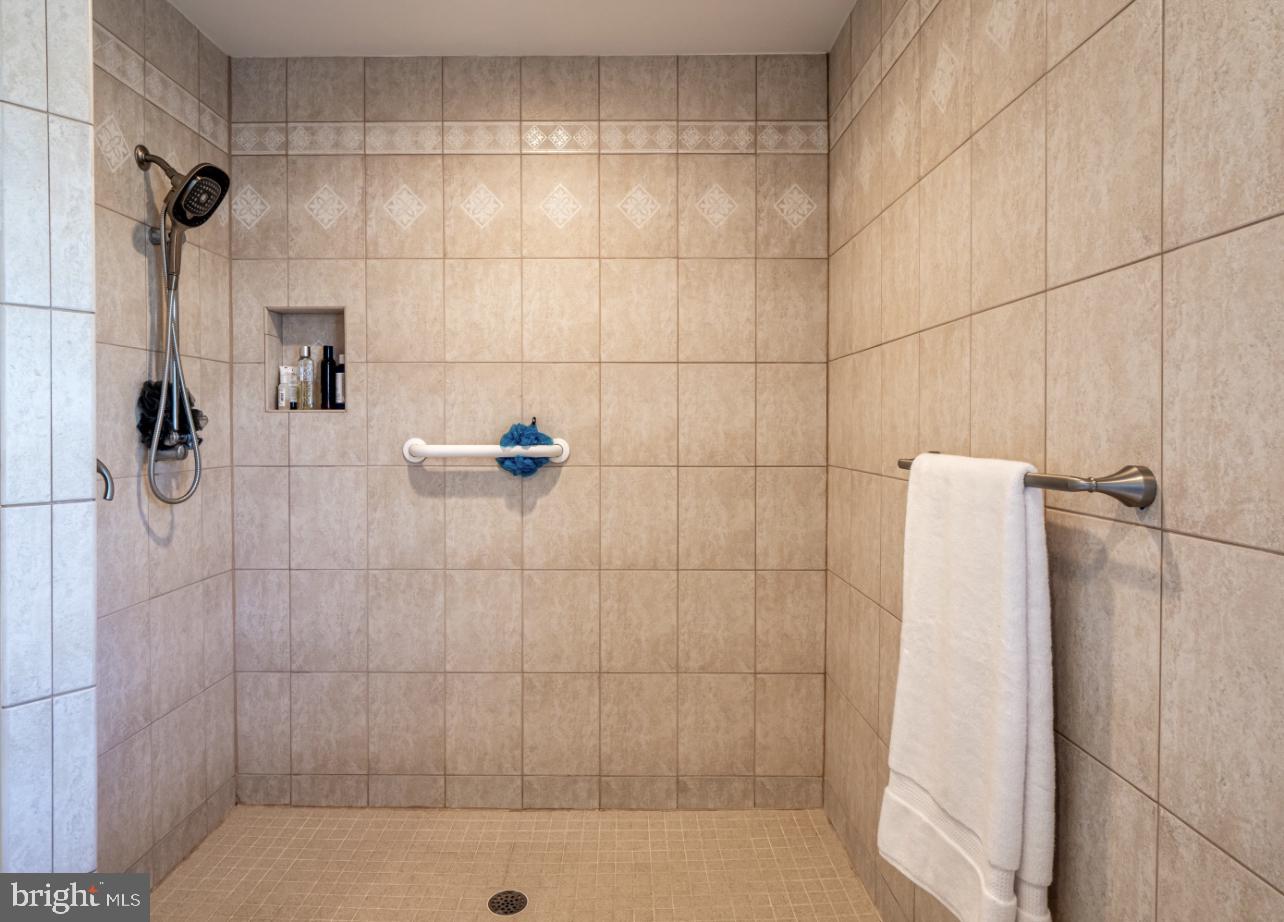 HERRING CREEK ESTATES - Residential Lease