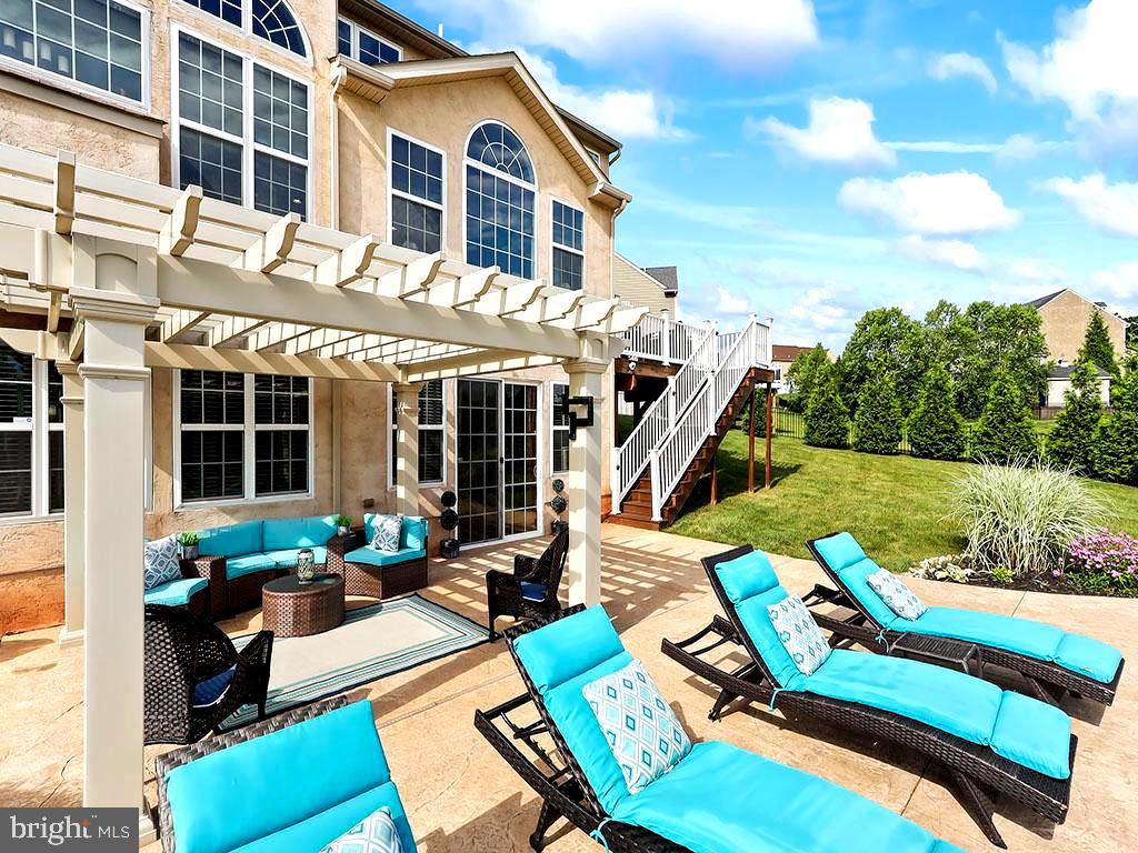 COUNTRY CLUB ESTS - Residential