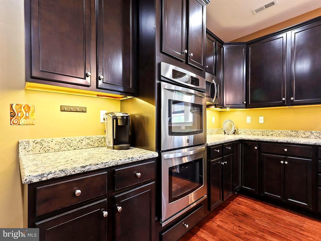 COUNTRY CLUB ESTS - Residential