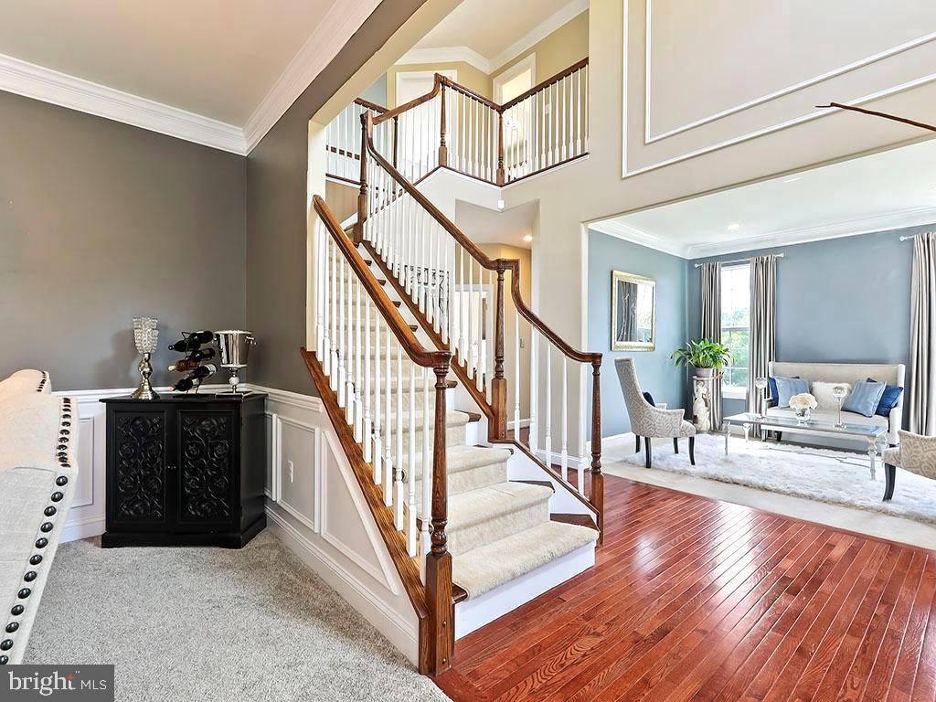 COUNTRY CLUB ESTS - Residential