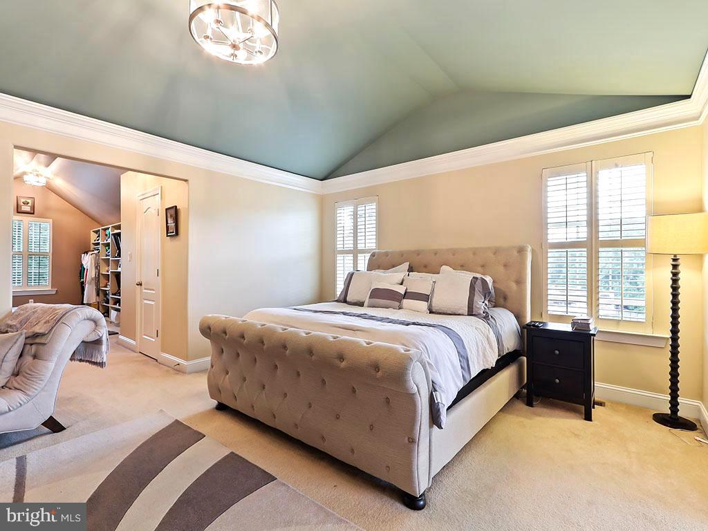 COUNTRY CLUB ESTS - Residential