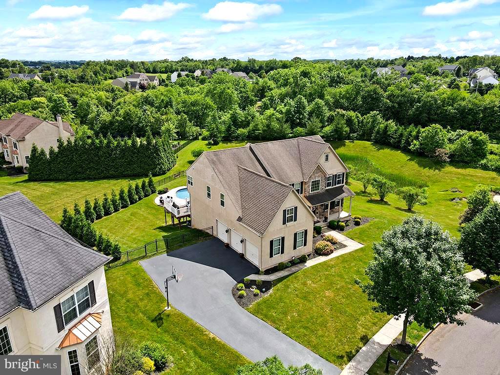 COUNTRY CLUB ESTS - Residential