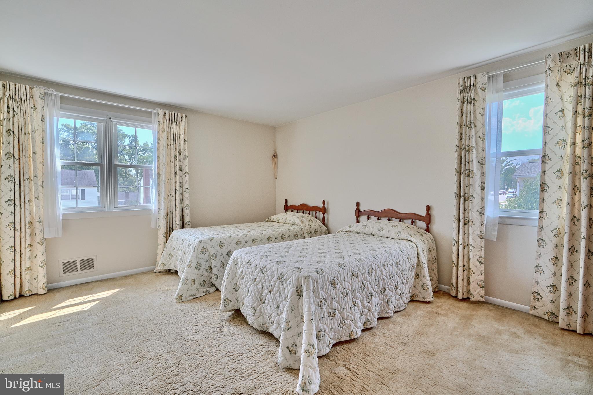 PARKVILLE - Residential