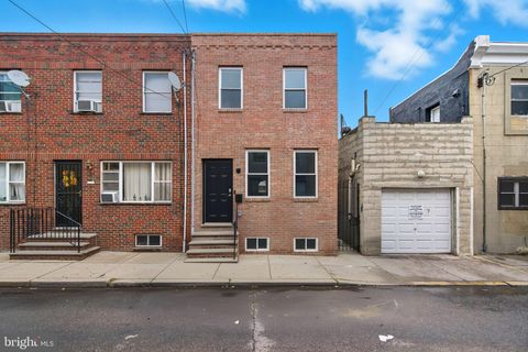 2033 S MILDRED STREET PHILADELPHIA PA 19148