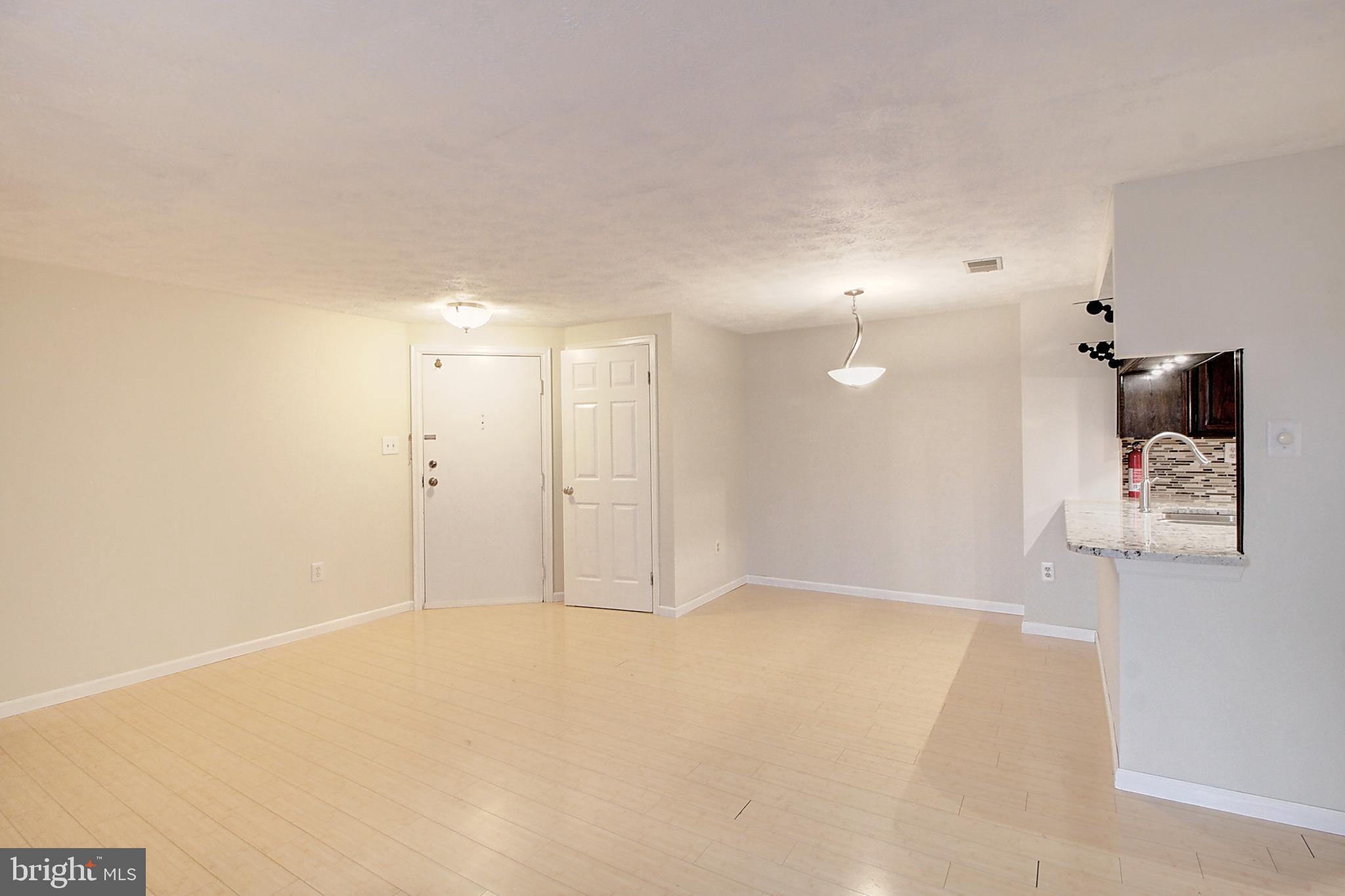 FREDERICKTOWNE VILLAGE - Residential Lease