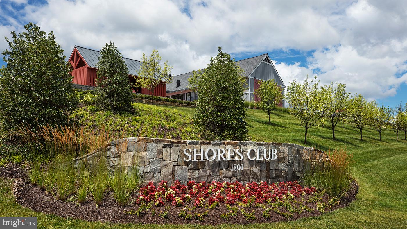 POTOMAC SHORES - Residential