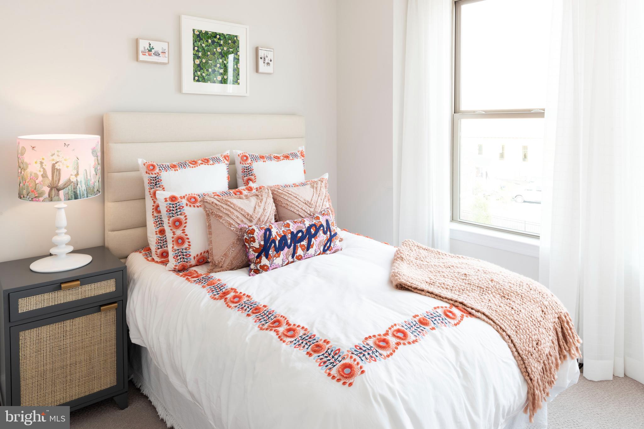 POTOMAC SHORES - Residential