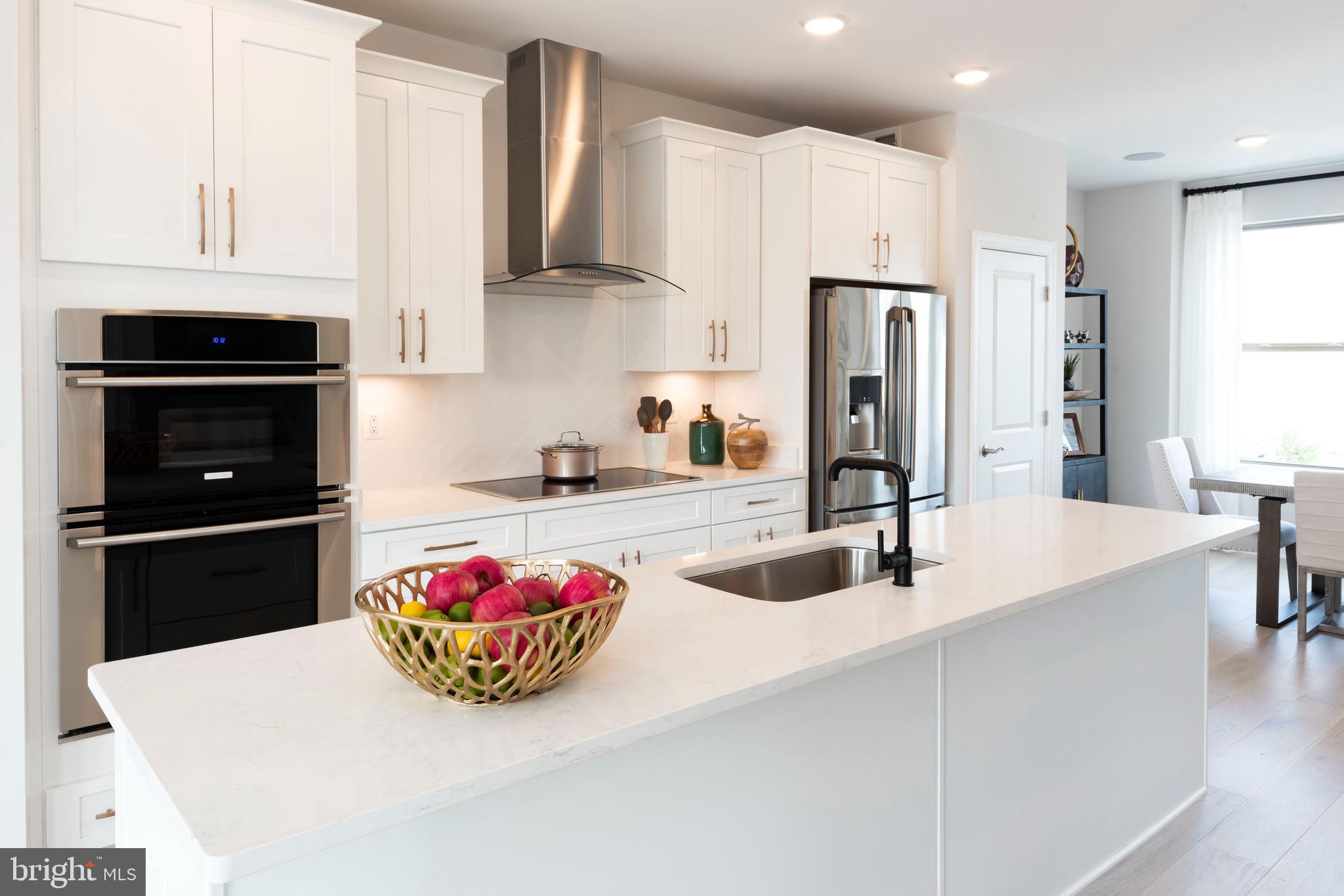 POTOMAC SHORES - Residential