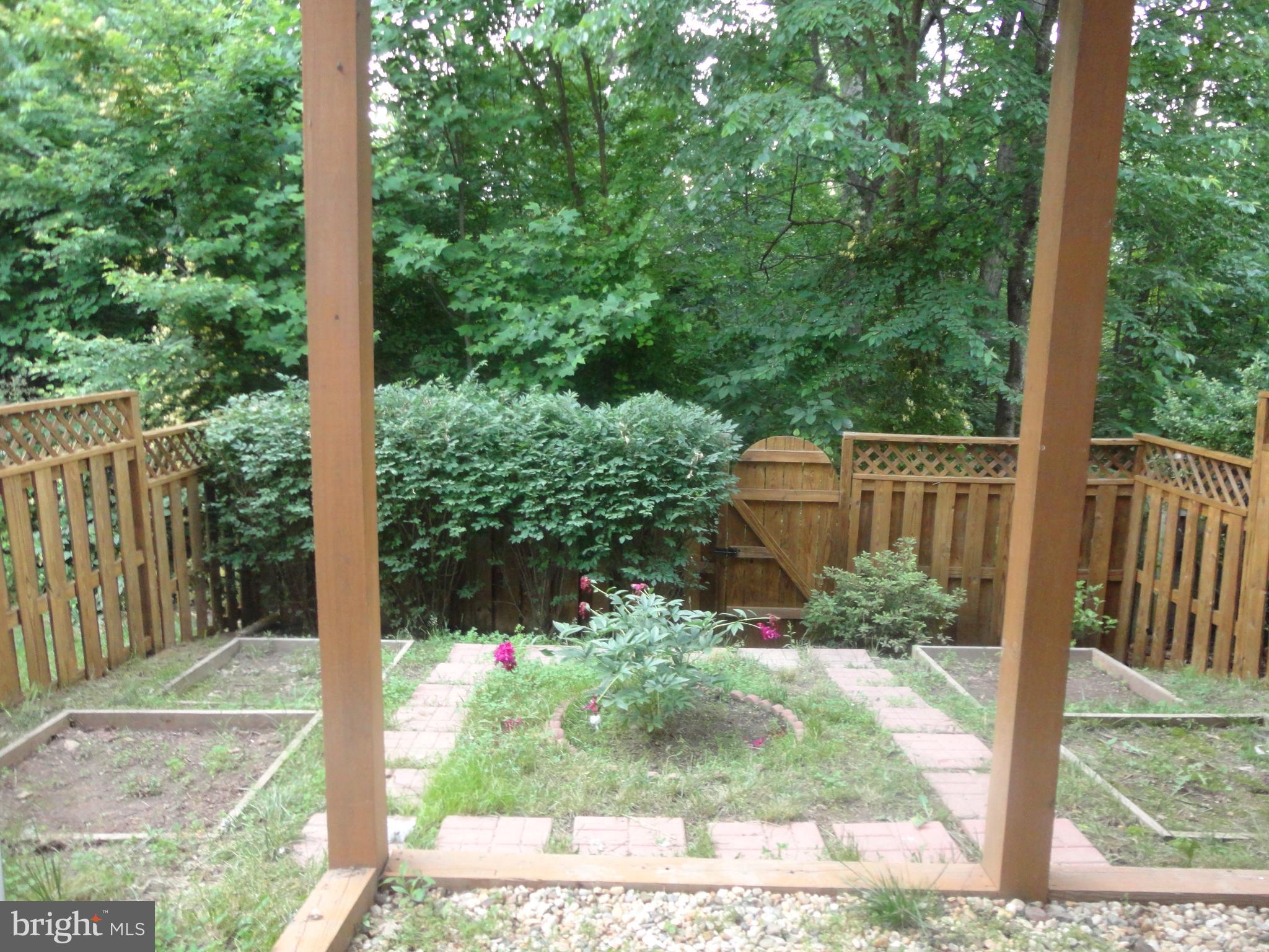 STONE RIDGE NORTH - Residential Lease