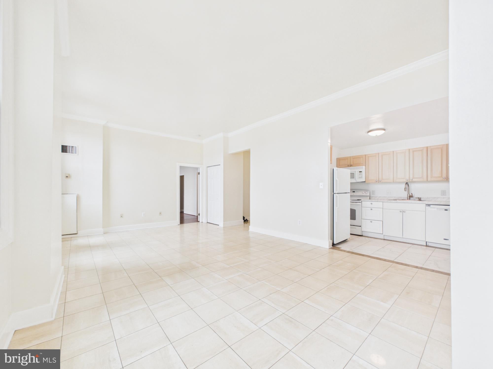 1 E CHASE STREET 614