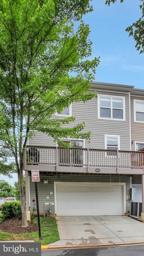 PARKSIDE AT ASHBURN - Residential