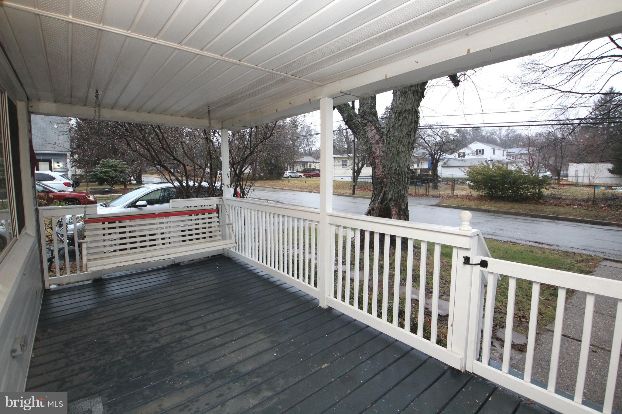 2448 PERSHING AVENUE