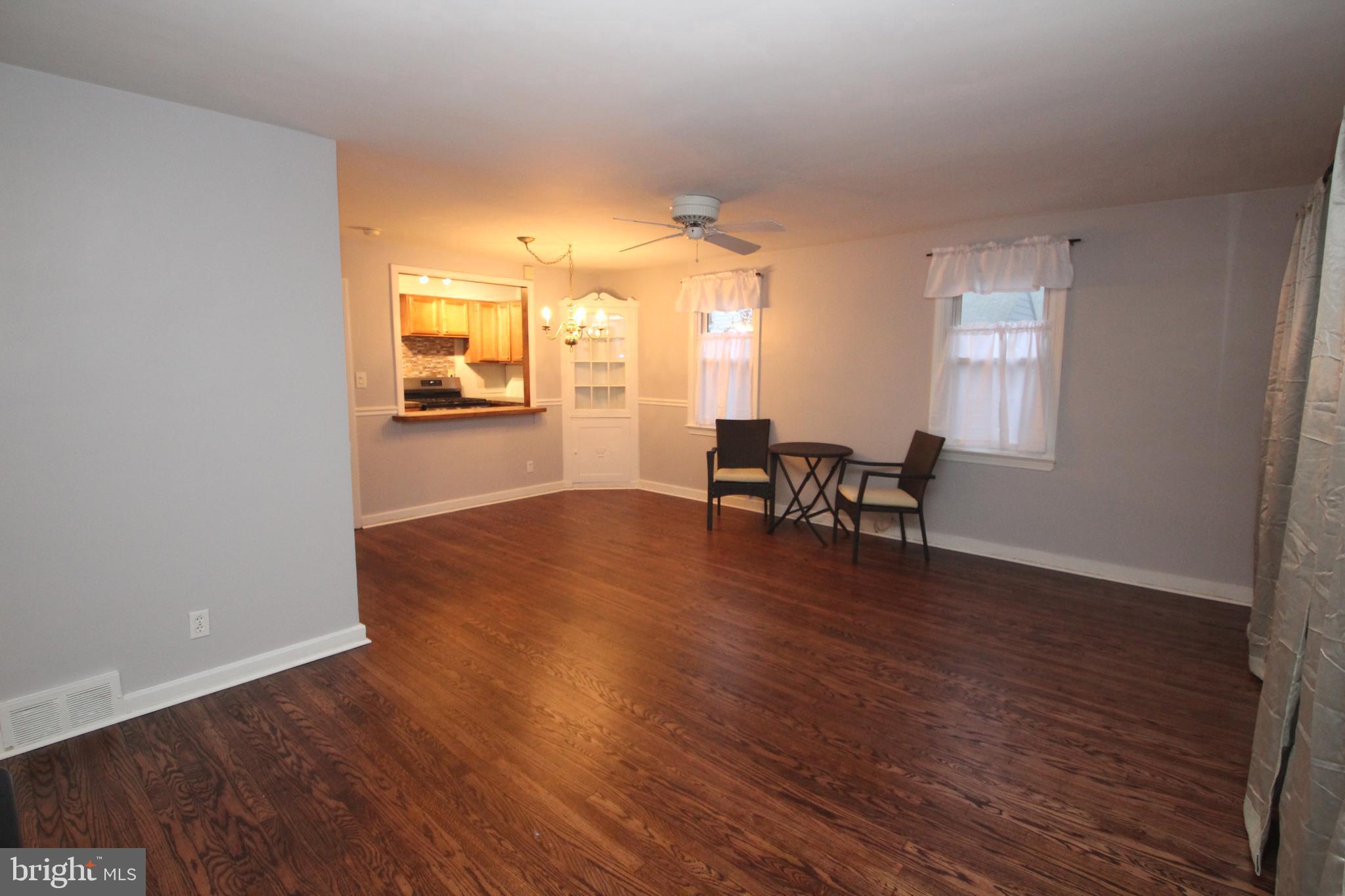 2448 PERSHING AVENUE