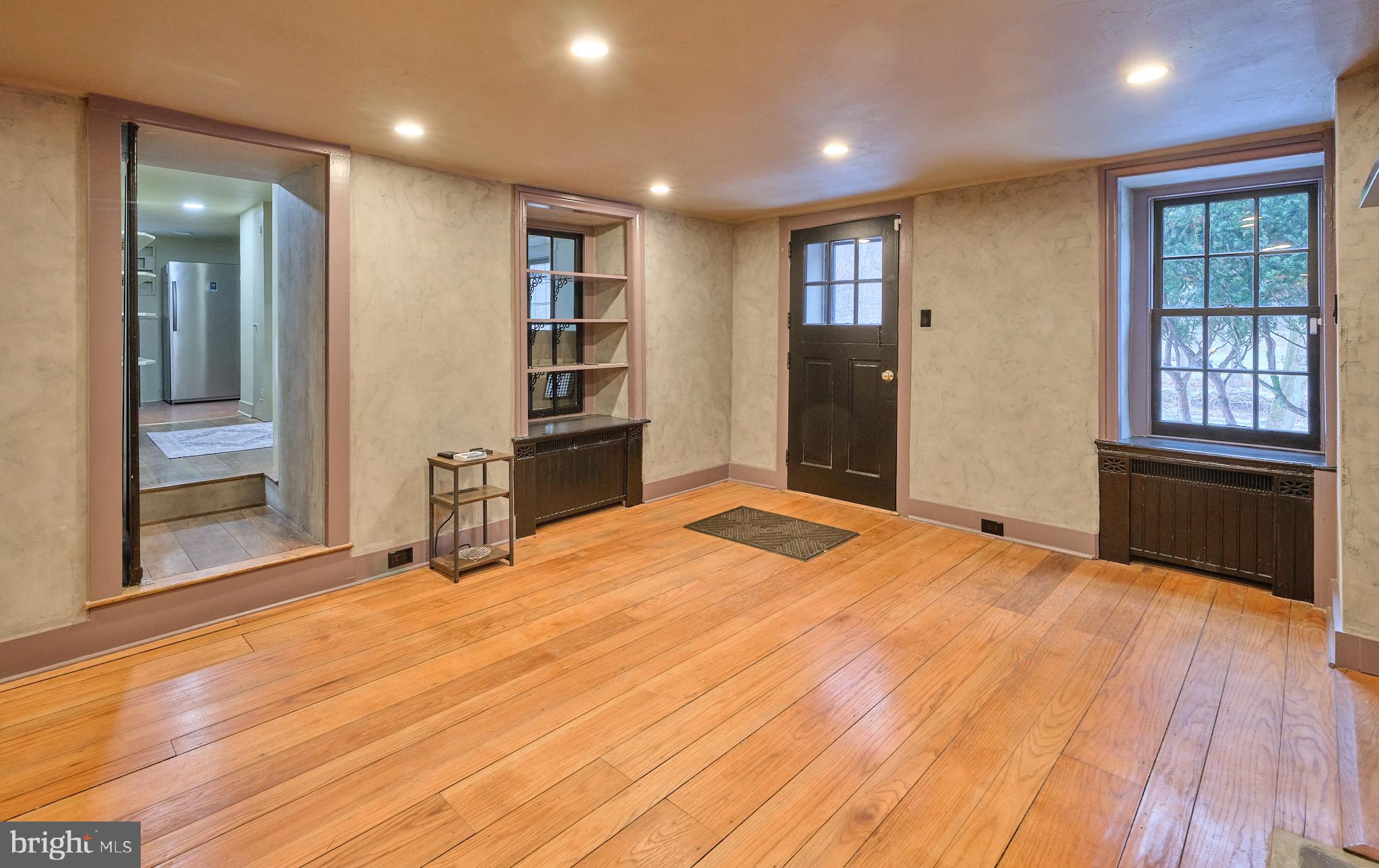 000 - Residential Lease