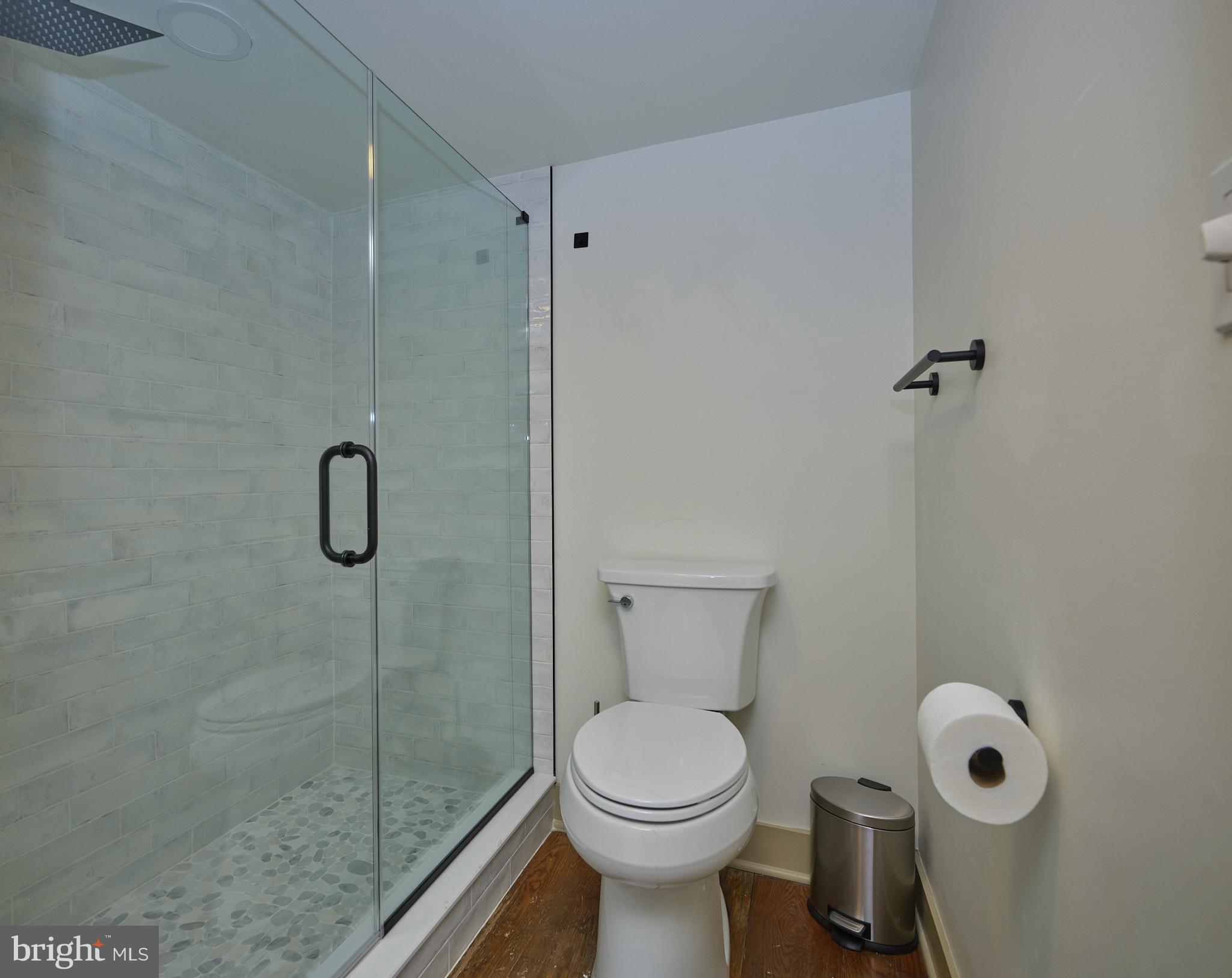 000 - Residential Lease