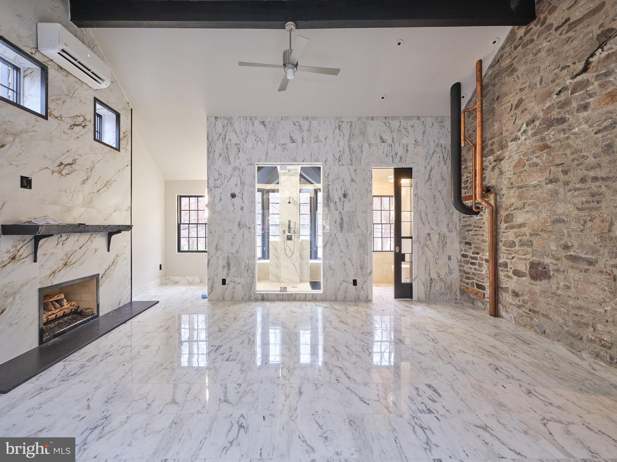 000 - Residential Lease