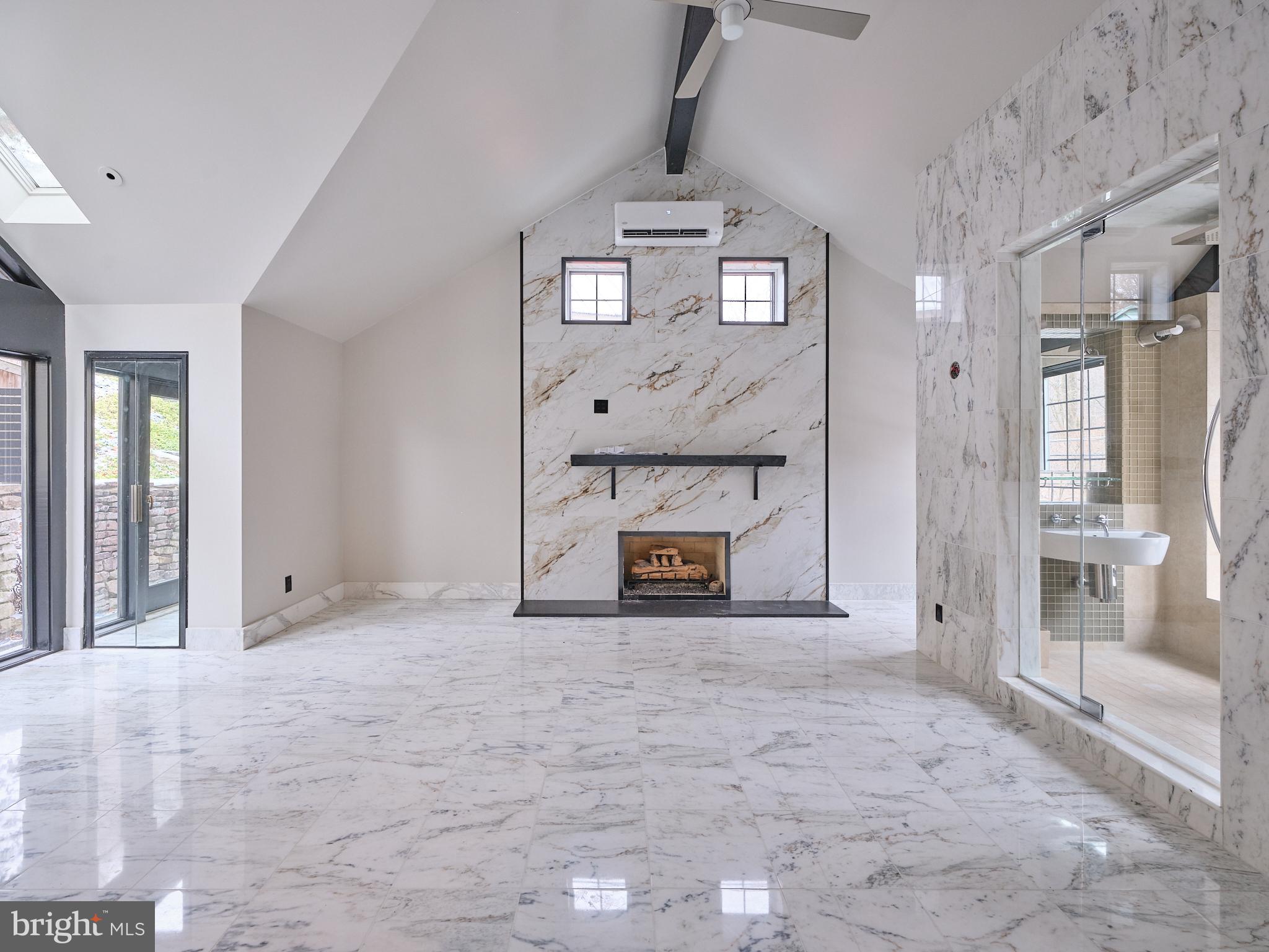 000 - Residential Lease